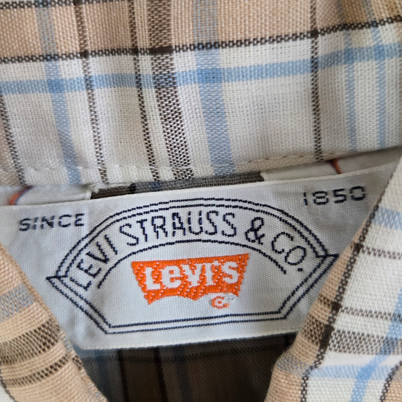 70s Vintage Levi's Tan Plaid Retro Casual Classic Button Down Shirt Size XS - Picture 7 of 8